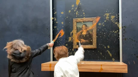 World’s most famous painting could get its own room